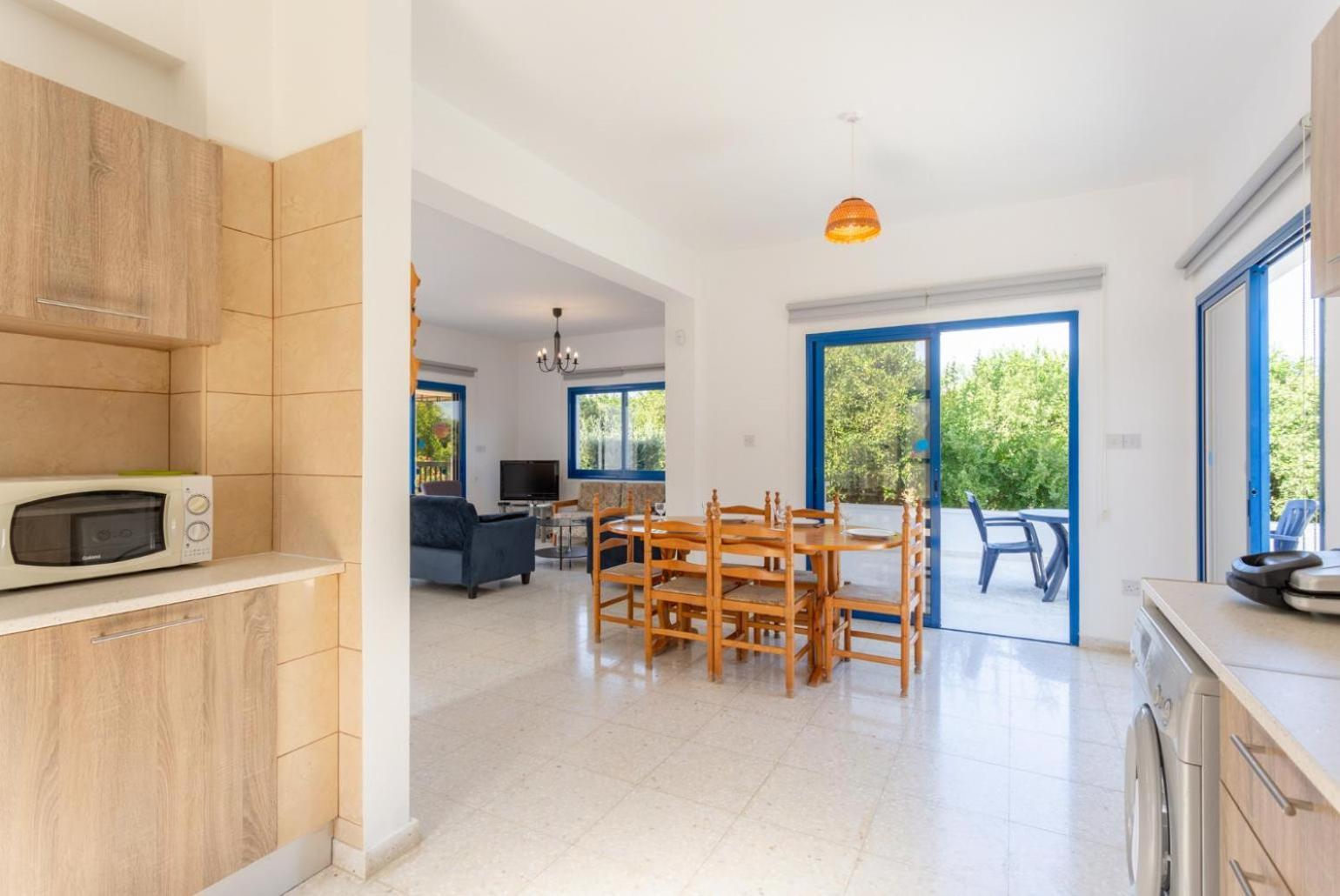 Villa Charoula Pente Paphos Eksteriør billede
