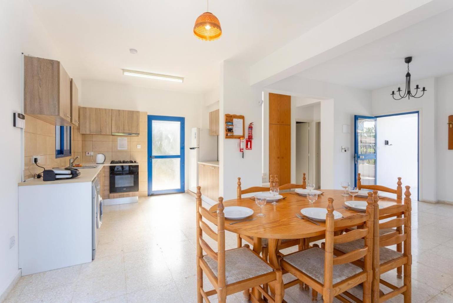 Villa Charoula Pente Paphos Eksteriør billede