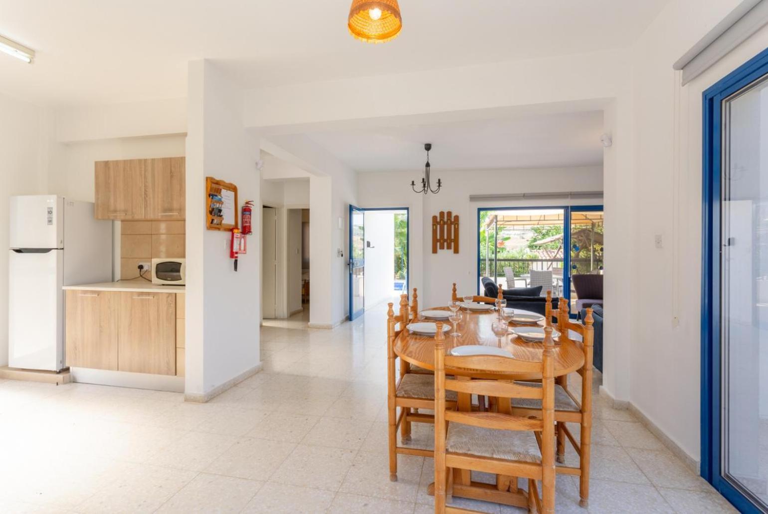 Villa Charoula Pente Paphos Eksteriør billede