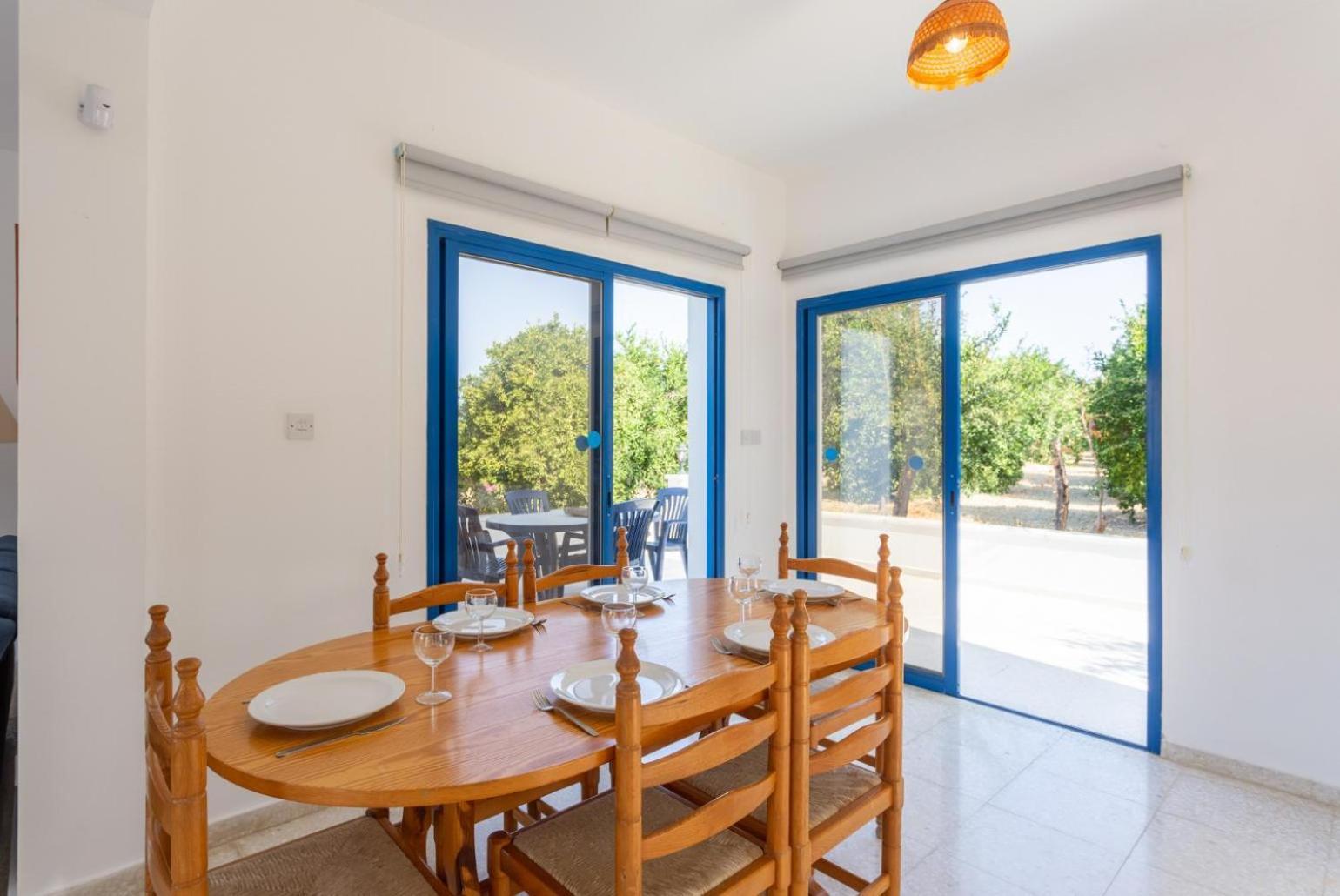 Villa Charoula Pente Paphos Eksteriør billede